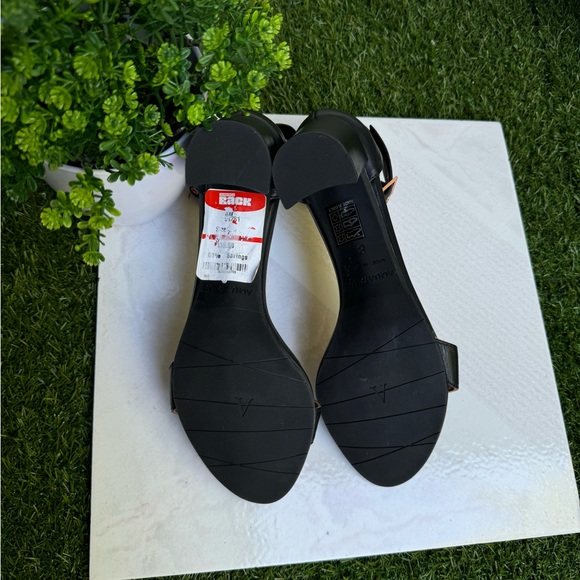 Aquatalia Sadey leather ankle strap sandals size 8 NWT - Picture 13 of 13